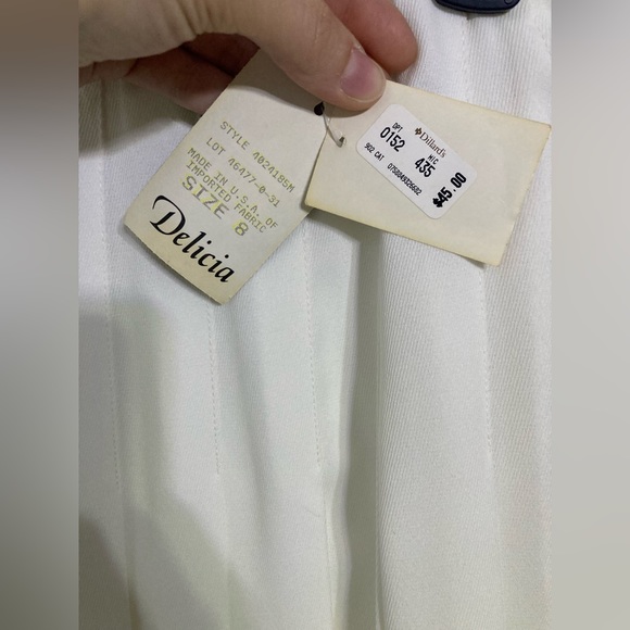 VINTAGE WHITE/CREAM PLEATED MIDI SKIRT SIZE 8 - Picture 3 of 5